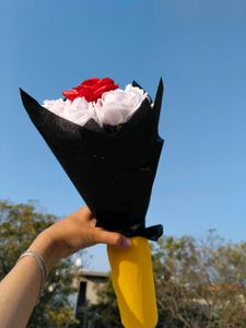 Red &amp; White Rose Bouquet for valentine's