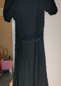 Chic Black Midi Dress