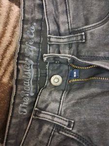 Roadster Charcoal Grey Skinny Jeans