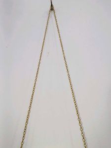 I am selling  a hand 👜  bag  .