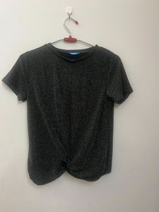 Black Shimmery Top 🎀