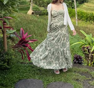 Green &amp; Beige Damask Tiered Maxi Dress Backless