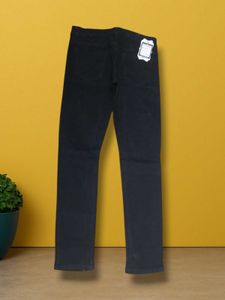 DG192 Size-32 Slim Jeans