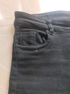 Black Straight Fit Jeans