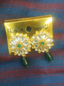 Floral Kundan Earrings