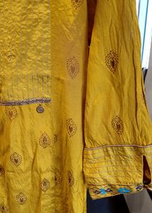 Beautiful Rangriti Kurta