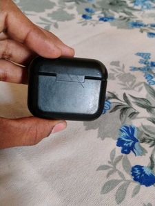 Wireless Earbuds with Charging Case