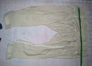 Elegant Pakistani suite