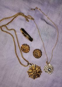 Vintage Gold Tone Jewelry Set