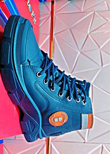 Waterproof Quality Boot 🥾