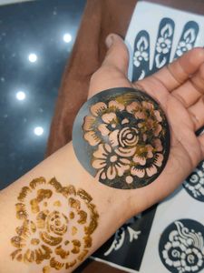 2 Set Of Stickers For Applying Mehndi