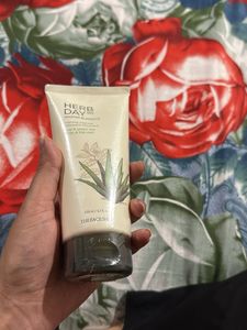The Face Shop Herb Day 365 Cleanser