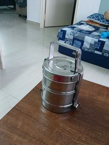 Tiffin Carrier