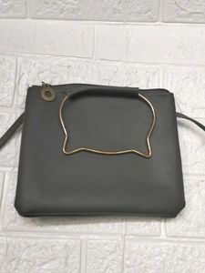 Sling bag