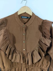 Sassafras Brown Top
