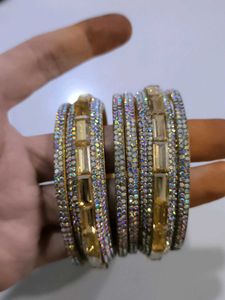 Sparkling Bangle Set