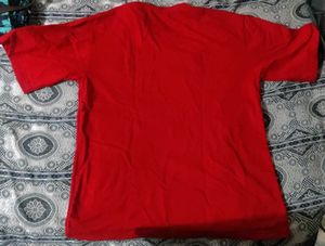 Essentials Red Tee
