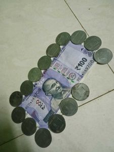Cross One Rupees Coin 15 Pcs And 100 Rupee Note
