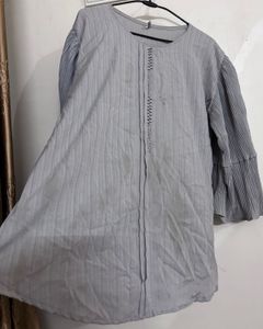 Gray Pleated Sleeve Tunic