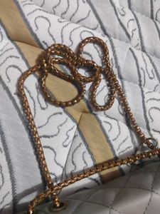 Elegant Quilted Shoulder Bag – Stylish &amp; Versatile