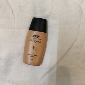NYKAA SKIN Genius Foundation