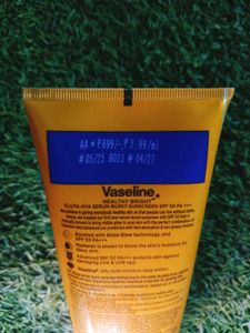 VASELINE GLUTA HYA SUNSCREEN