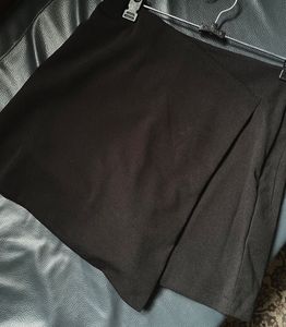 Zastraa Mini Skort with Brand tag 🏷️