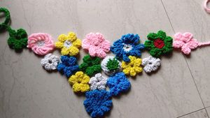 FLOWER CROCHET BANDANA