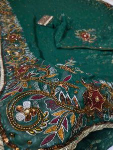 Expansive Embroidery 🪡 Saree With Blouse
