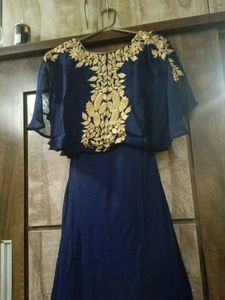 HEAVY PONCHO STYLE GOWN