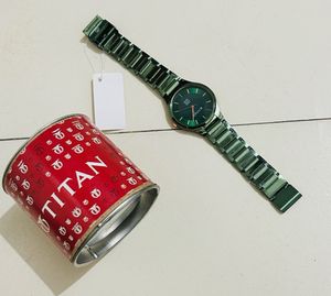 Man  Glossy Titan Watch