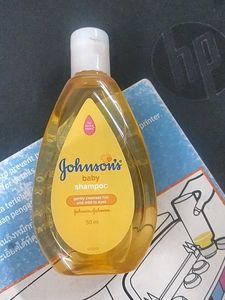 Johnson's Baby Shampoo