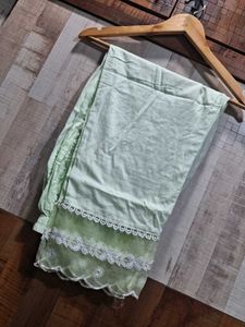 Beautiful 3 Piece Pakistani Suit
