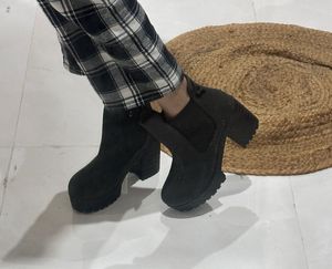 Completely New Black ankle Boots