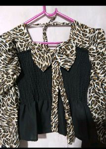 Girls Crop Top 30 Size 💕