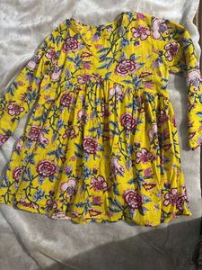 Women  Top