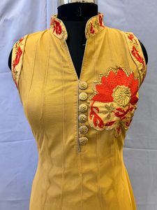 Net Gowns M Size