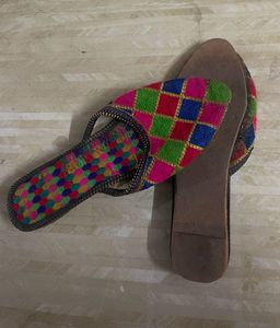Multicolour Juttis