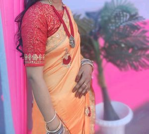 Nicee Very Nice Sareee Most Beautiful....