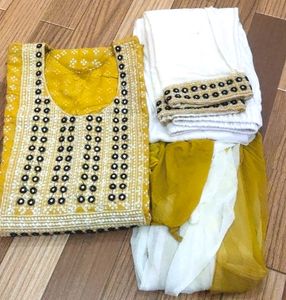 Pant Suit With Dupatta