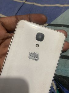 Micromax Q424 Smartphone in full working condition