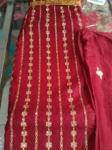Red &amp; Gold Embroidered Salwar Kameez Suit