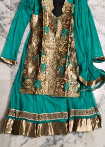 modeling dress 2 in 1