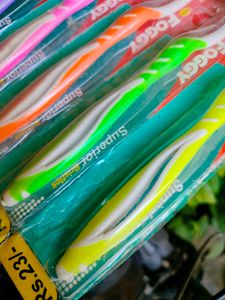 Set Of 5 Colourful 🪥 Toothbrush