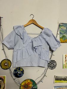 Striped Ruffle Top🩵🩵