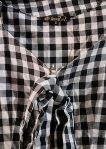 Women Black Checked Cinched Waist Top 🔝