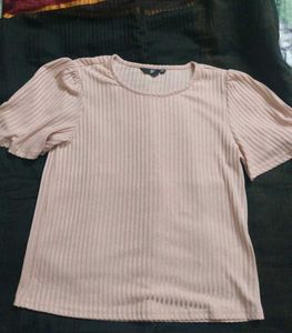 A Simple Top