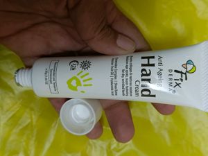 Fix derma Anti Aging Hand Cream