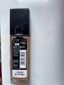 Fit Me - Matte Poreless Foundation