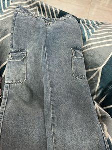 CARGO JEAN BEST FIT